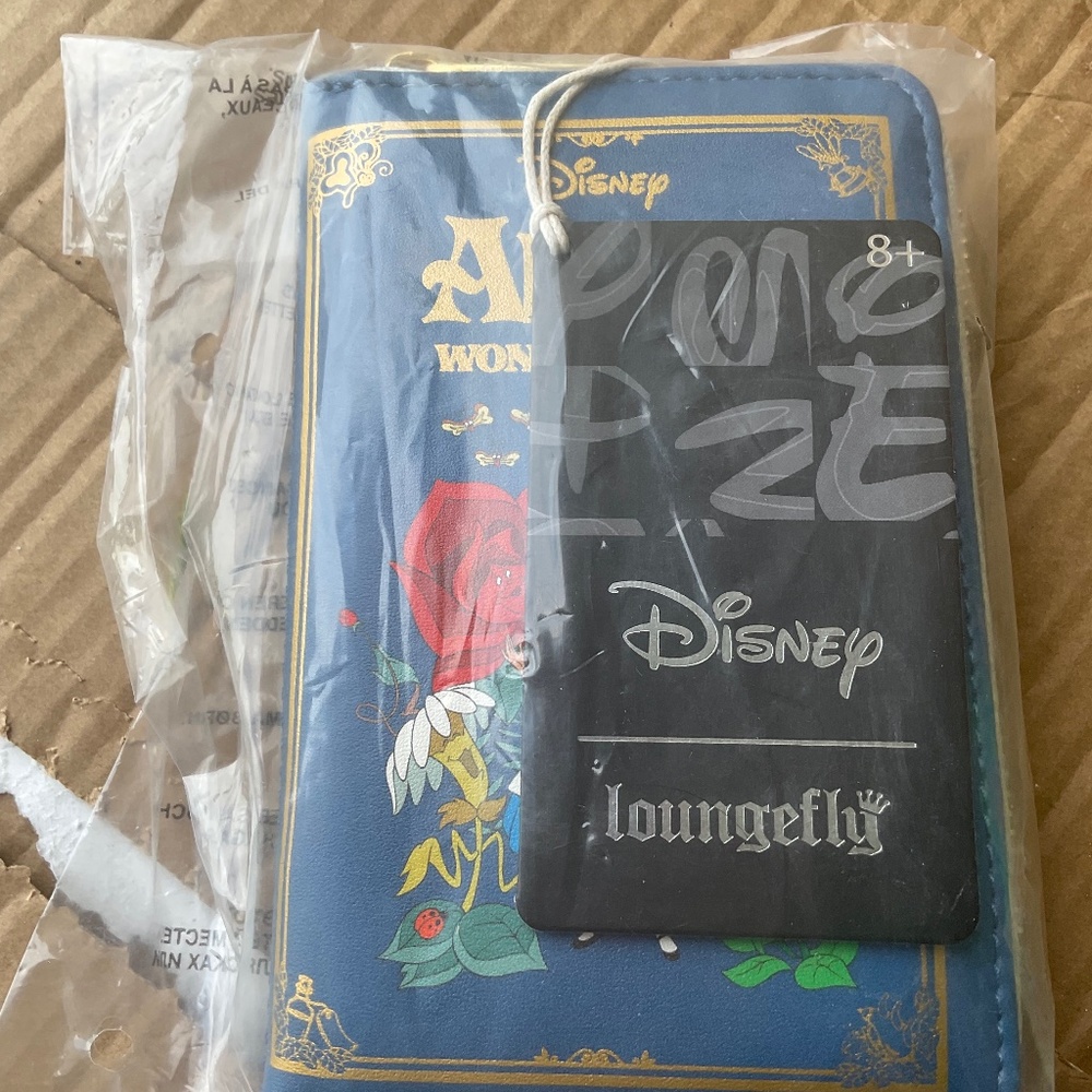 Disney Alice in wonderland loungefly wallet
